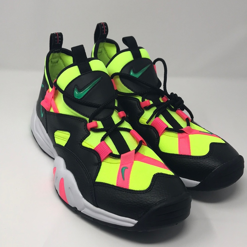 NIKE AIR Cross Training Size 12